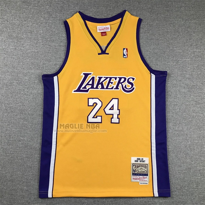 Maglia
 Kobe Bryant NO 24 Bambino
 Los Angeles Lakers Mitchell & Ness 2008-09 Giallo
